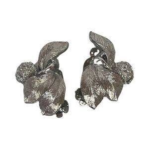 New Mid Century Lisner Silver Tone Clip On Earrings Designer Costume Jewelry